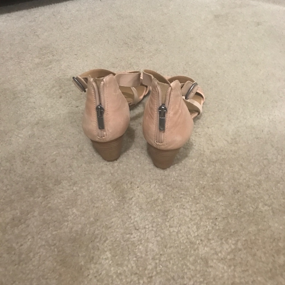 Open toe sandals - Picture 2 of 2